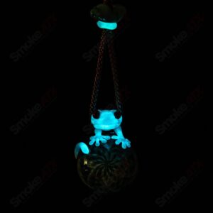 Shop Gecko and the Flower Pendant Kengtaro Glass in australian