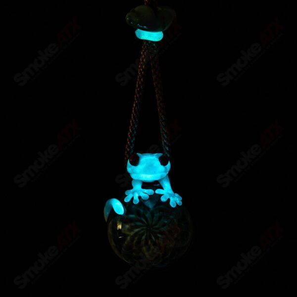 Shop Gecko and the Flower Pendant Kengtaro Glass in australian