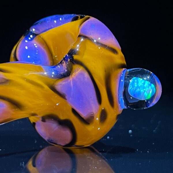 Shop Leopard Opal Pipe in australian