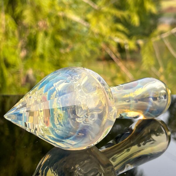 Shop Dragon Crystal Glass Pipe in australian