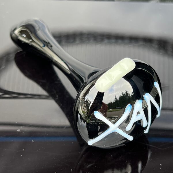Shop Xanax Glass Pipe in australian
