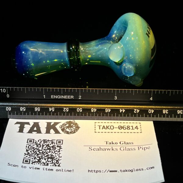 Shop Seahawks Glass Pipe in australian