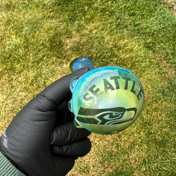 Shop Seahawks Glass Pipe in australian