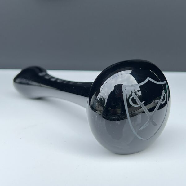 Shop Raiders Glass Pipe in australian