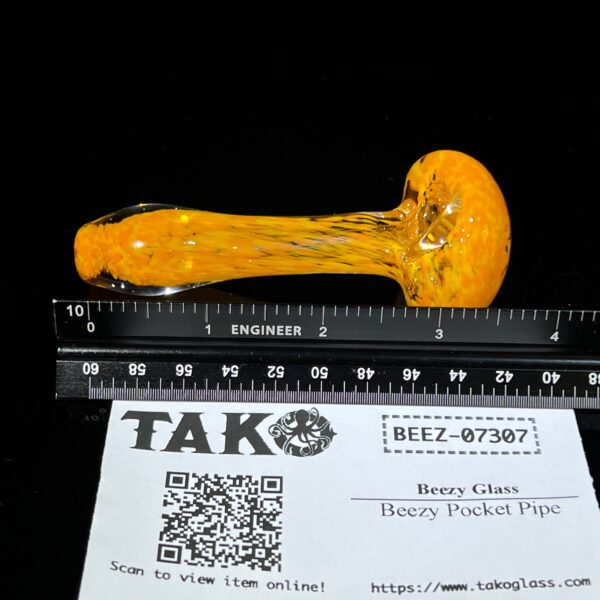 Shop Beezy Pocket Pipe in australian