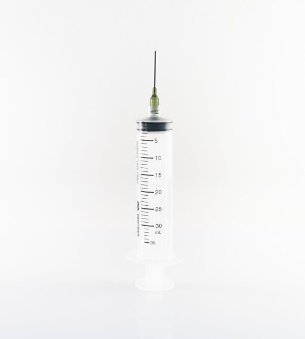 Shop Luer Lock Oil Syringe in australian