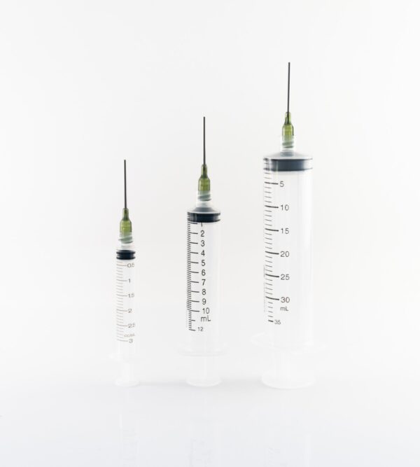 Shop Luer Lock Oil Syringe in australian
