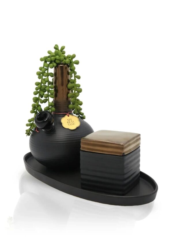 Shop DeAngelo Vase Bong in australian