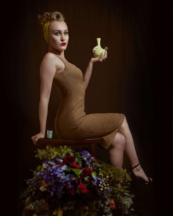 Shop Phoebe Vase Bong in australian